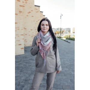 Велика рожева кашемірова хустка косинка в клітину CASHMERE. Photo 2